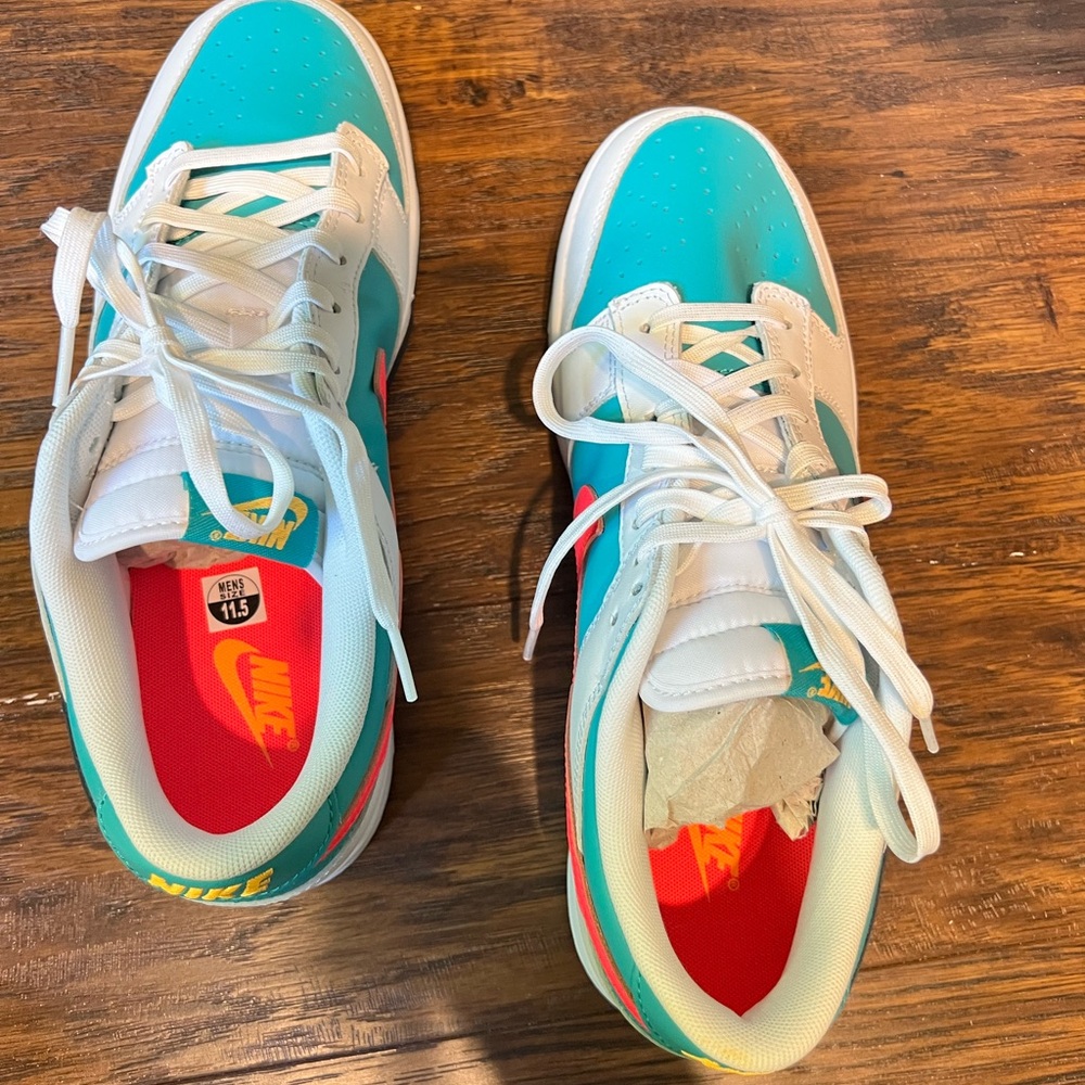 Nike Dunk Low retro sneaker